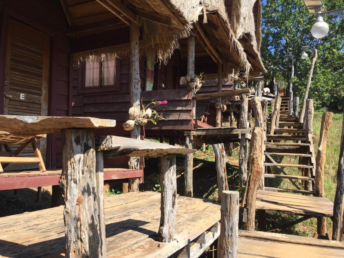 Tree Lodge Сенмонором Екстер'єр фото