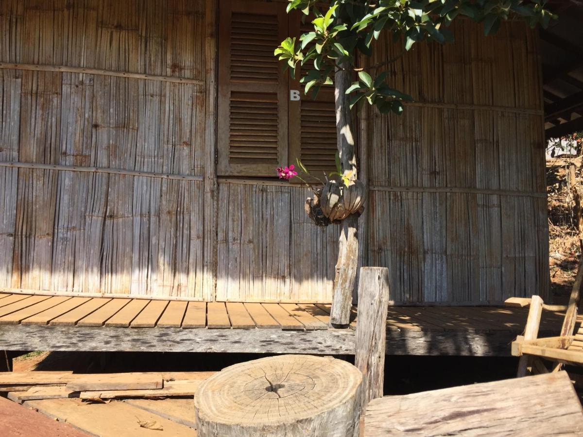 Tree Lodge Сенмонором Екстер'єр фото